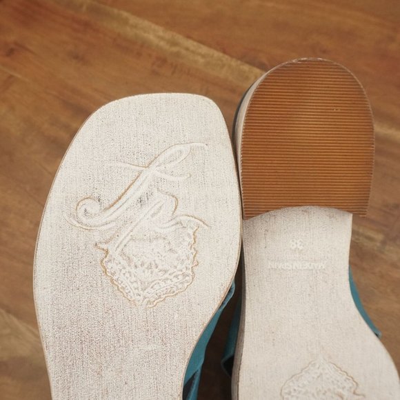NEW M4-10/Free People Women Sun Valley Sandals Slides Blue Crisscross 38 / 8 - Picture 11 of 11